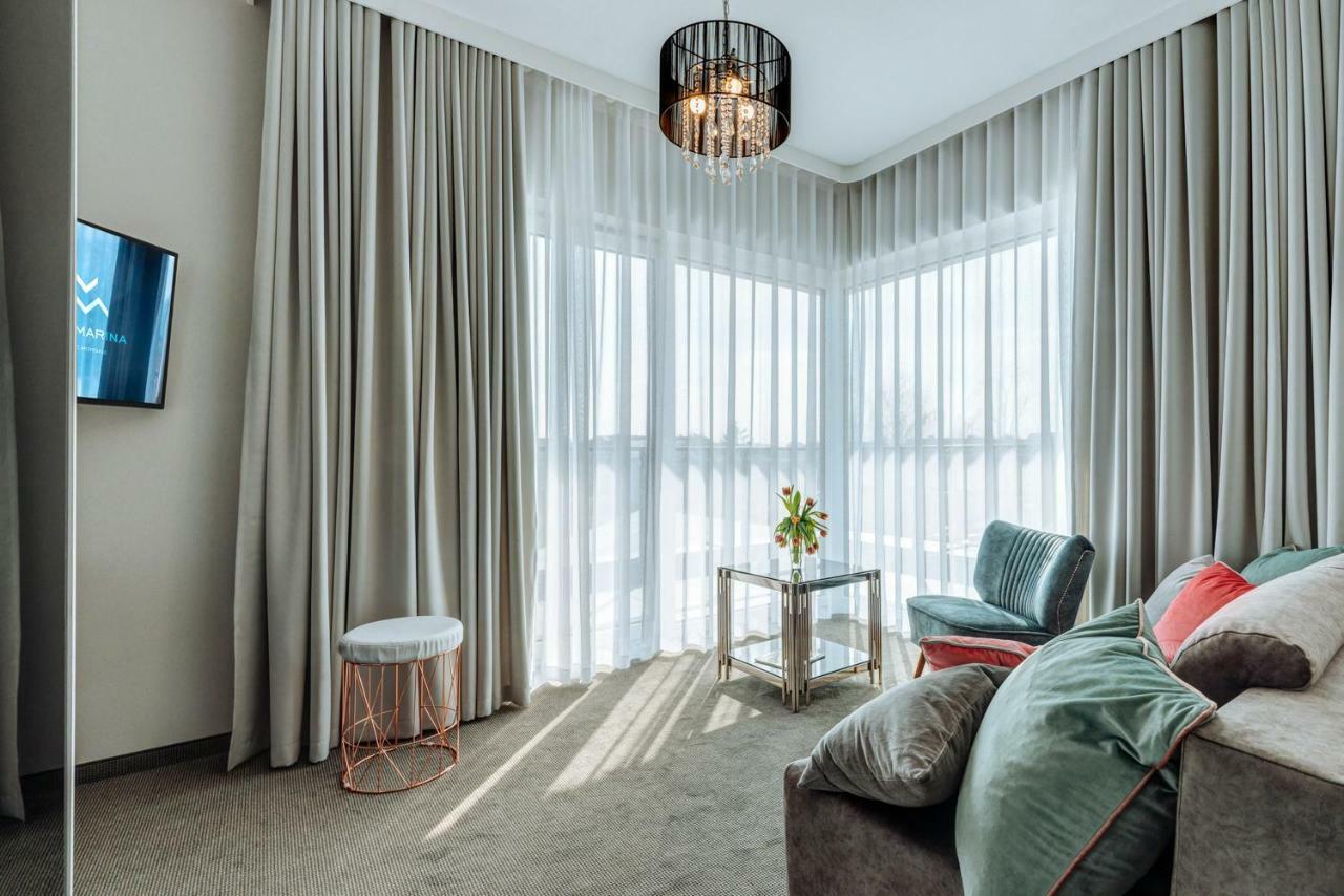 White Marina Apartamenty Устроне-Морське Екстер'єр фото
