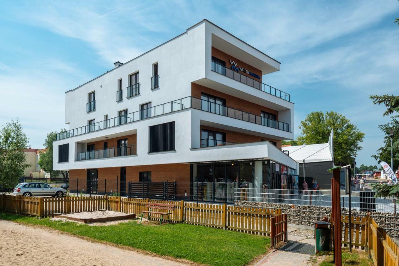 White Marina Apartamenty Устроне-Морське Екстер'єр фото