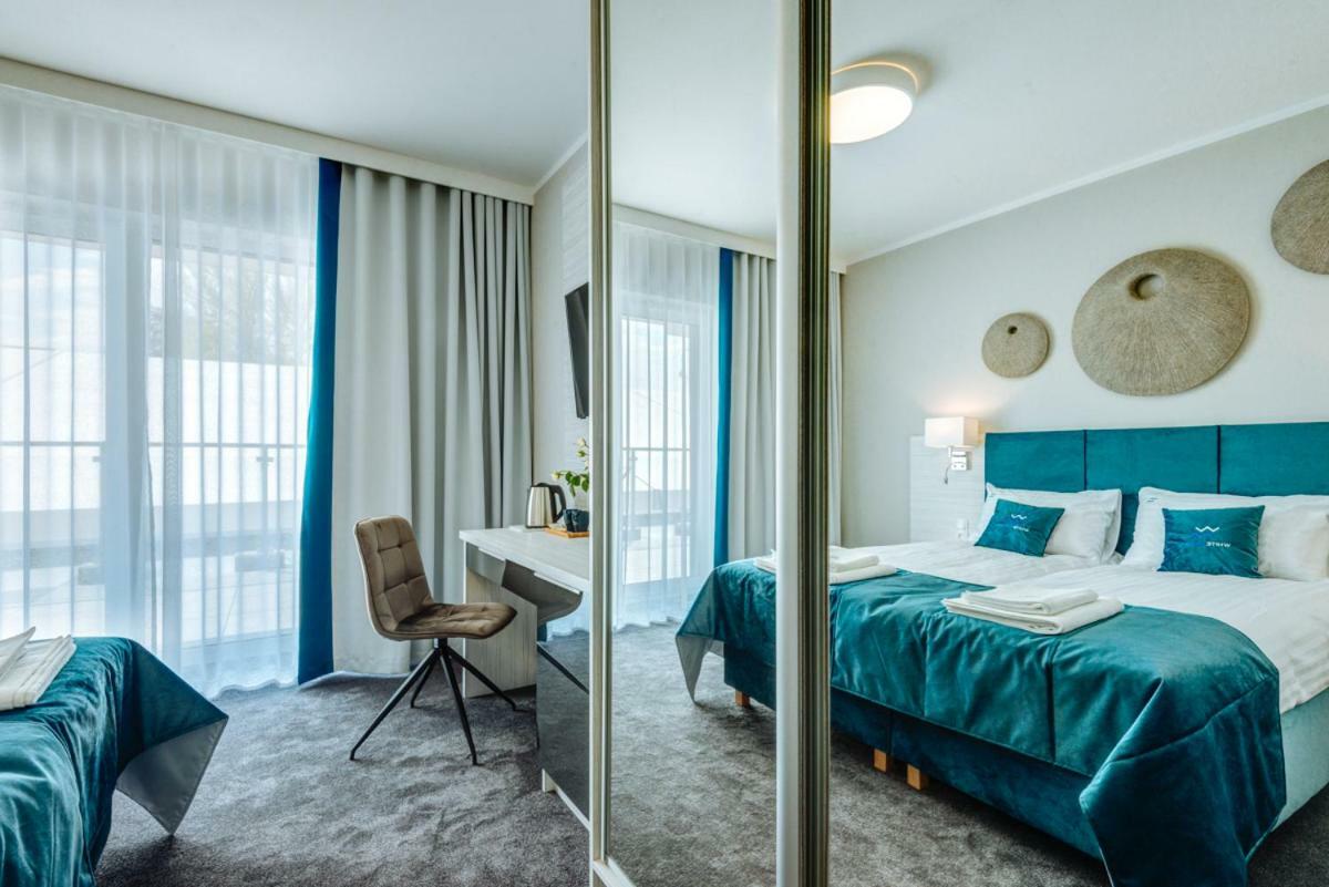 White Marina Apartamenty Устроне-Морське Екстер'єр фото