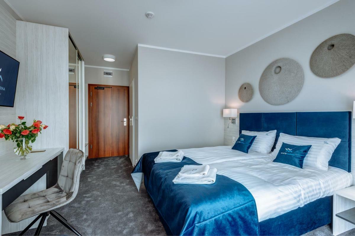 White Marina Apartamenty Устроне-Морське Екстер'єр фото
